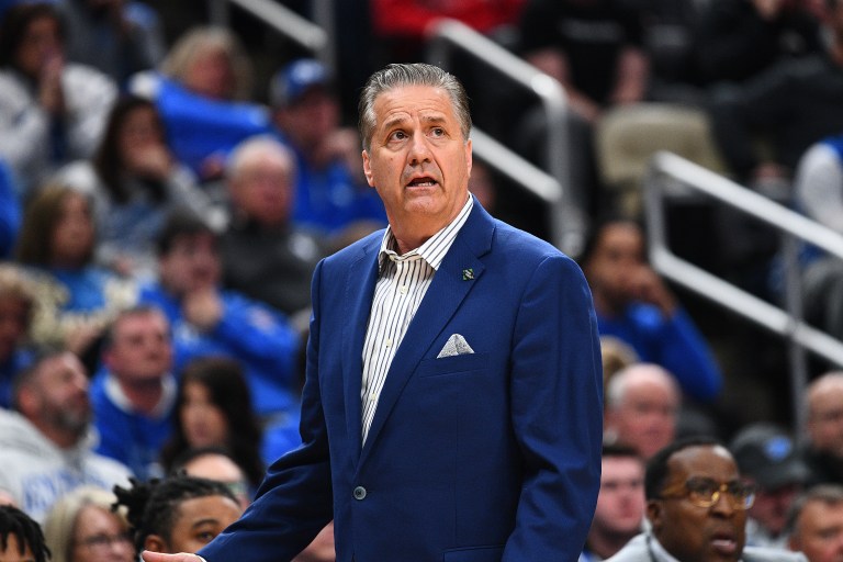 Report: John Calipari nearing five-year deal to become Arkansas basketball head coach