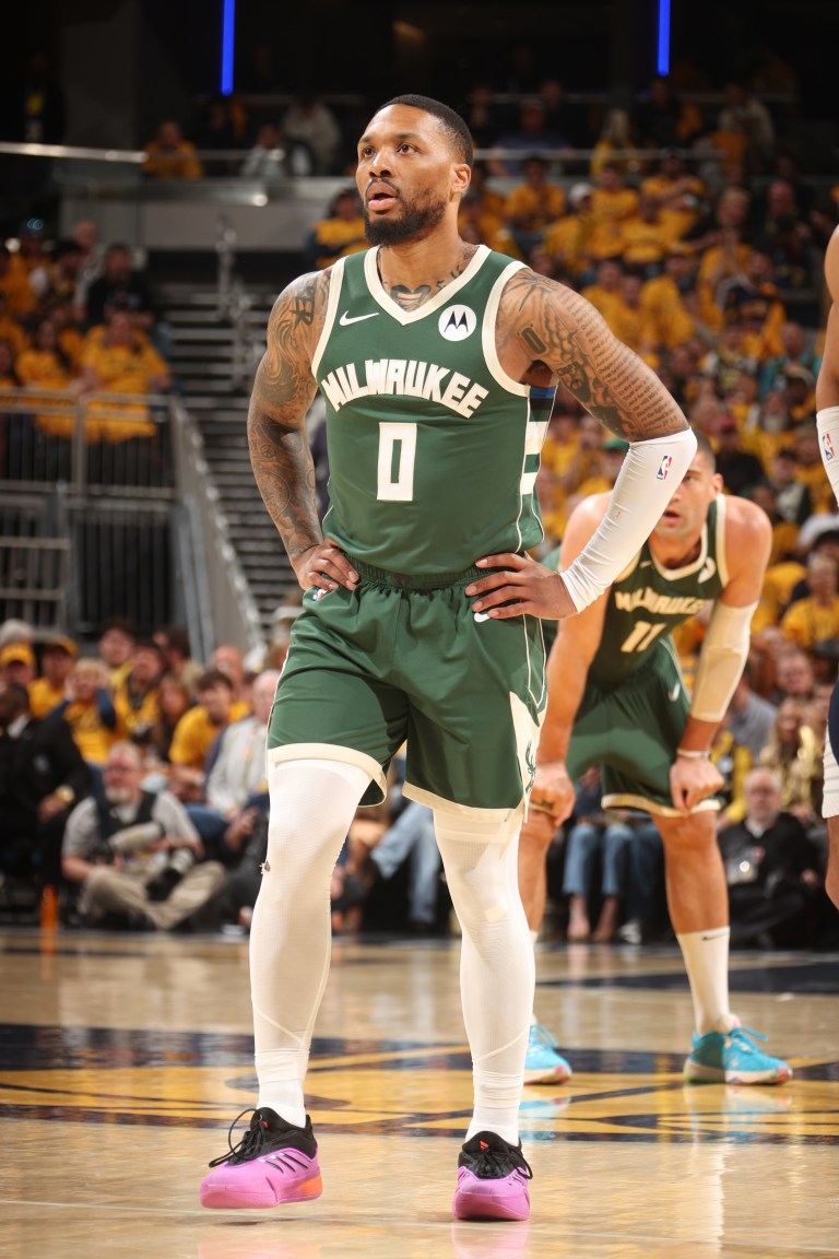 Bucks PG Damian Lillard playing through leg injury in Game 3 vs. Pacers