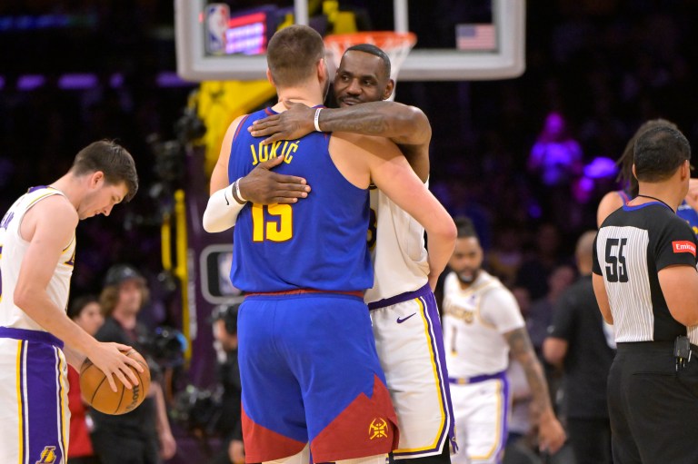 Lakers vs. Nuggets pick against the spread, over/under for Game 1