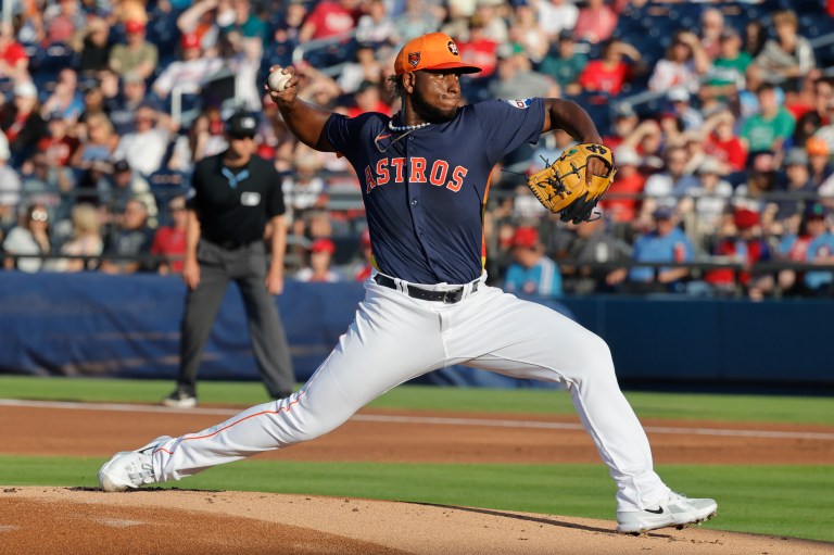 Fantasy Baseball Cheat Sheet: Top DraftKings MLB DFS Plays for April 1
