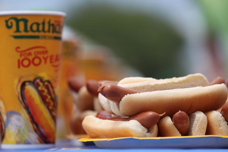 How to Bet the Nathan’s Hot Dog Eating Contest on DraftKings Sportsbook