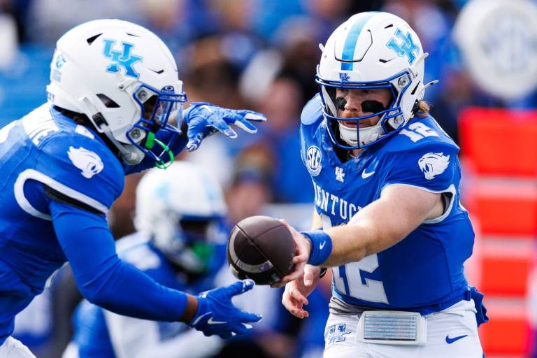 No. 3 Texas vs. Kentucky Week 13 College Football Picks & Predictions on DraftKings Sportsbook