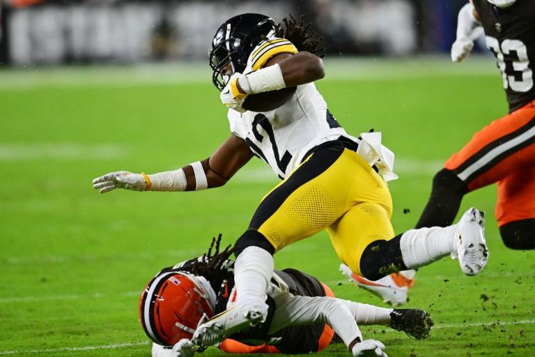 Bengals vs. Steelers Week 13 Picks & Predictions on DraftKings Sportsbook