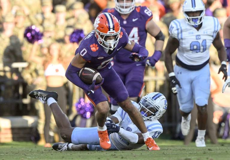 No. 12 Clemson vs. No. 15 South Carolina Week 14 College Football Picks & Predictions on DraftKings Sportsbook