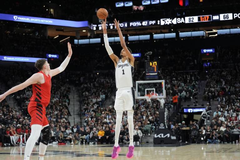 76ers vs. Spurs NBA Picks & Predictions on DraftKings Sportsbook – December 23