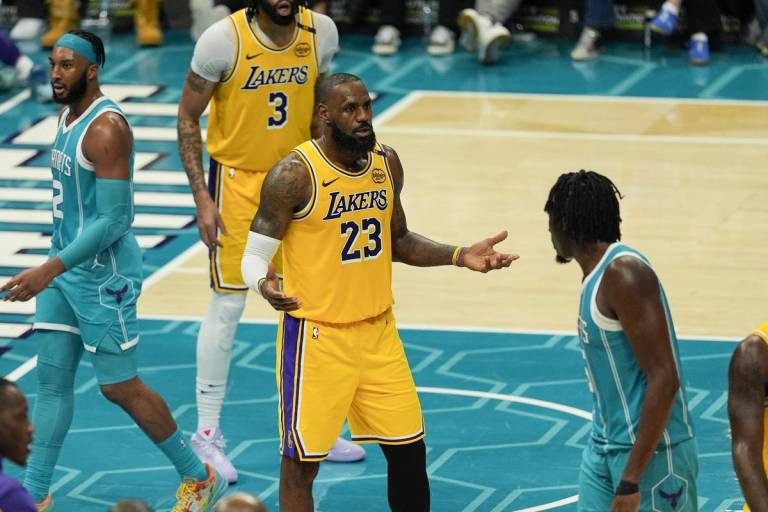 Lakers vs. 76ers NBA Picks & Predictions on DraftKings Sportsbook – January 28