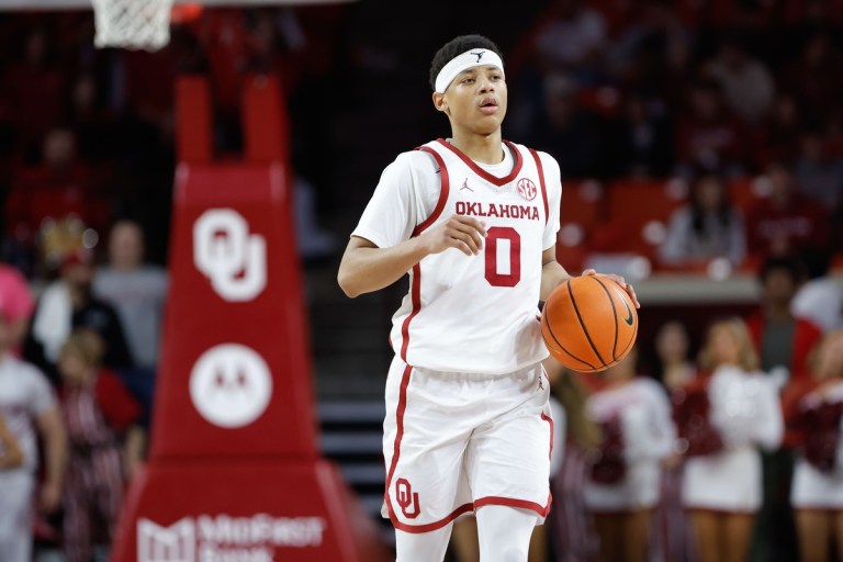 Kentucky vs. Oklahoma NCAA Basketball Picks & Predictions – February 26