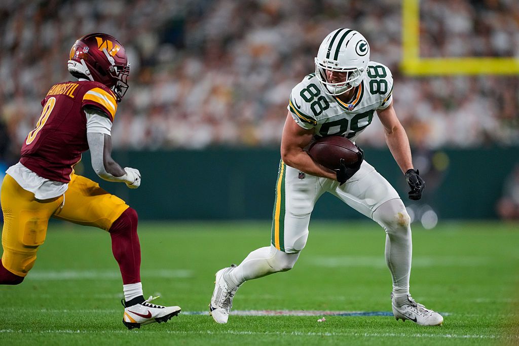 Luke Musgrave best prop bet for Packers vs. Eagles on Monday 11/10/25