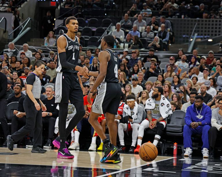 San Antonio Spurs at Chicago Bulls prediction, pick on Monday 11/10/25