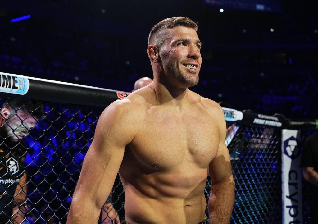 UFC Fight Night: Du Plessis vs. Usman fight card, odds, betting splits