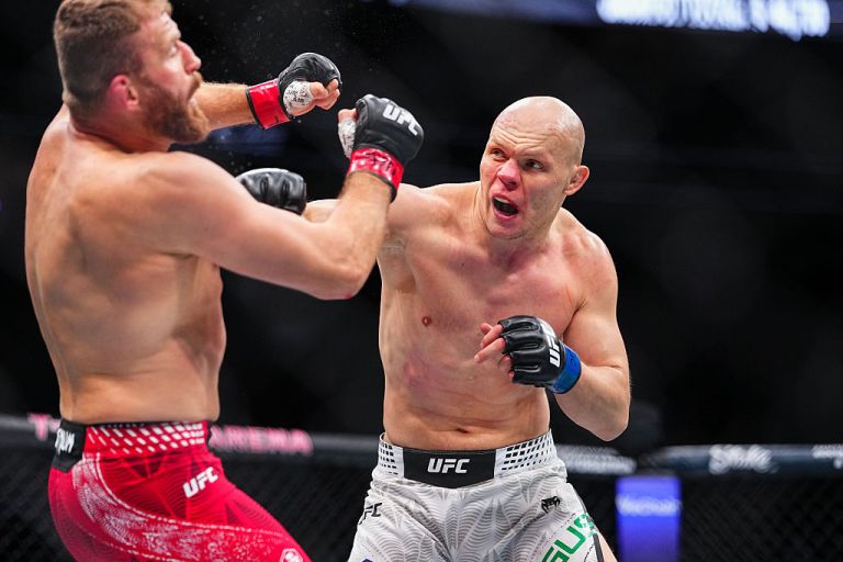 UFC Picks: Top DraftKings DFS Fantasy MMA Targets, Values for Ankalaev vs. Guskov