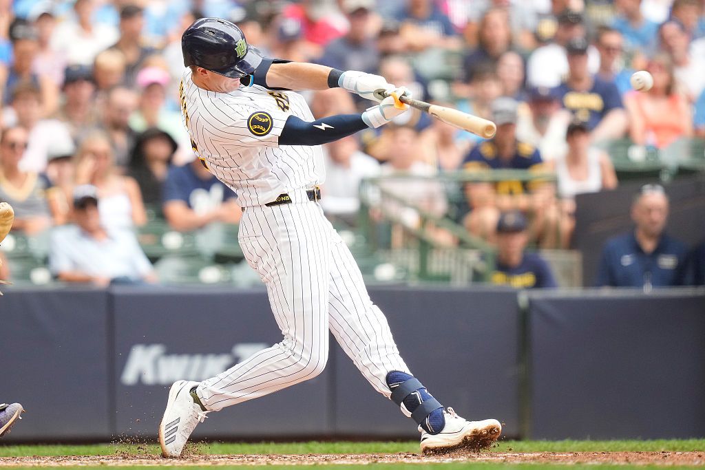 Fantasy Baseball Cheat Sheet: Top DraftKings MLB DFS Plays for Saturday 8/1/26