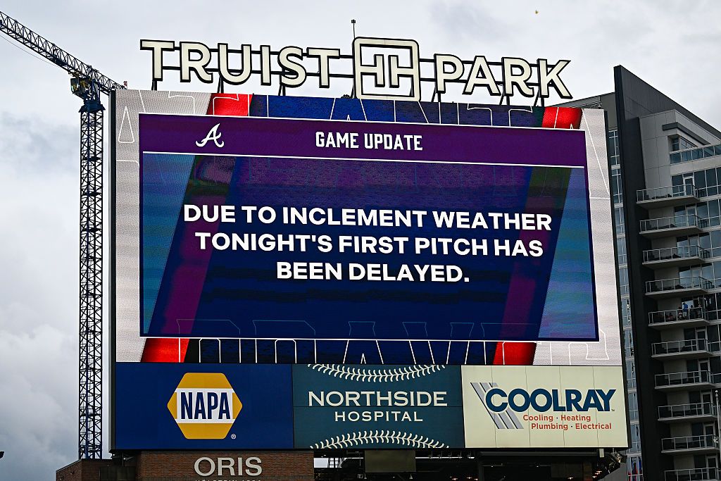 Mets vs. Braves game delayed due to inclement weather Tuesday 8/11/26
