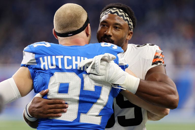 Will Myles Garrett or Aidan Hutchinson have the most regular season sacks?