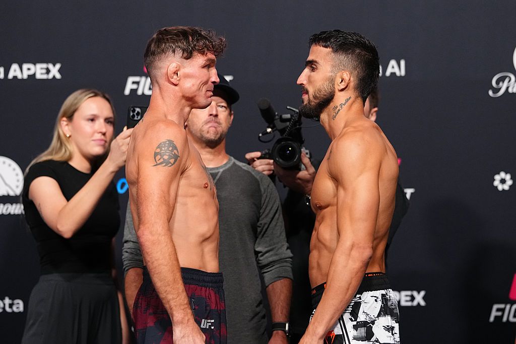 Prediction, pick for Darren Elkins vs. Yadier del Valle at UFC Vegas 120