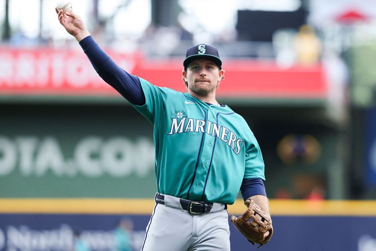 What happened to Brendan Donovan? Injury update for Mariners vs. Cubs Saturday 8/22/26