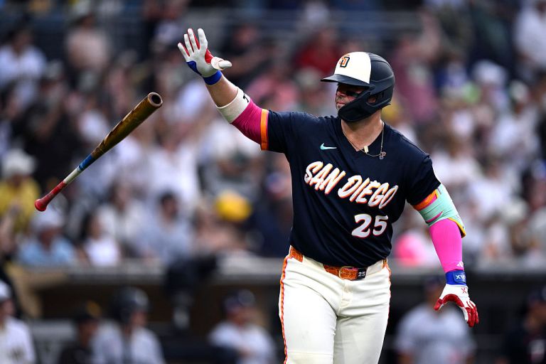 Top MLB DFS Stacks for Saturday 8/22/26