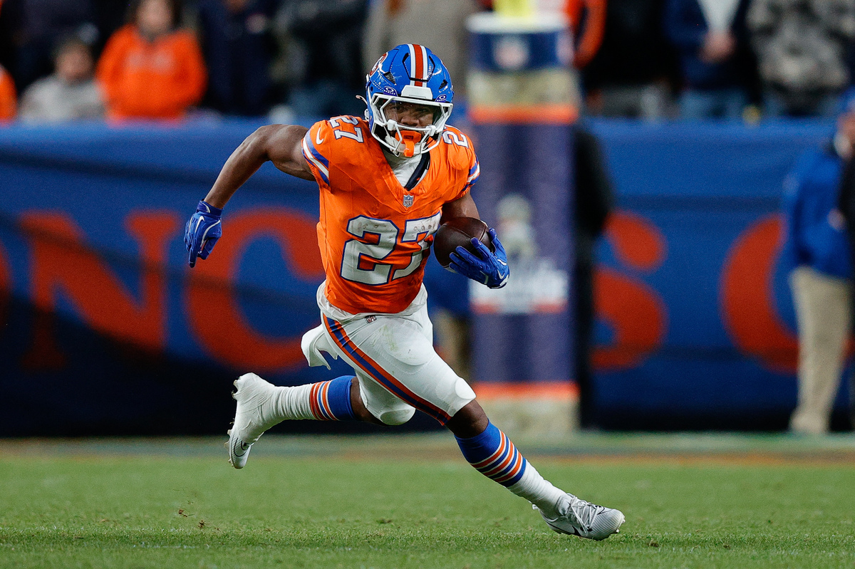 Does J.K. Dobbins or RJ Harvey deserve to be the first Broncos RB drafted?