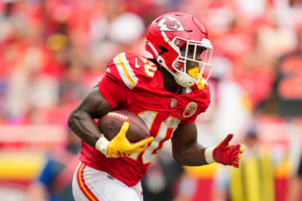 Colts vs. Chiefs NFL DFS Value Picks for Sunday Night Football