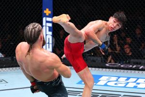 Prediction, pick for Ignacio Bahamondes vs. Muslim Salikhov at Noche UFC