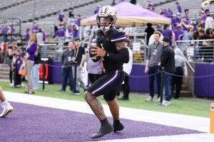 How the Public Is Betting Washington State vs. #17 Washington in College Football Week 1