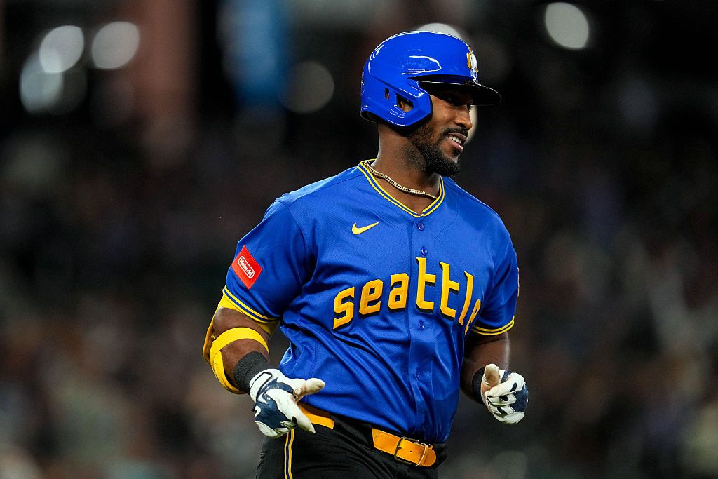 What happened to Lazaro Montes? Live injury updates for Athletics vs. Mariners on Friday 9/4/26