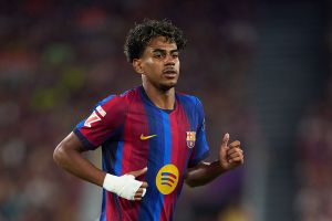 Valencia vs. Barcelona prediction, pick for Sunday 9/6/26