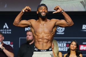 Who won the Dan Hooker vs. Salahdine Parnasse fight? Live updates from UFC Paris