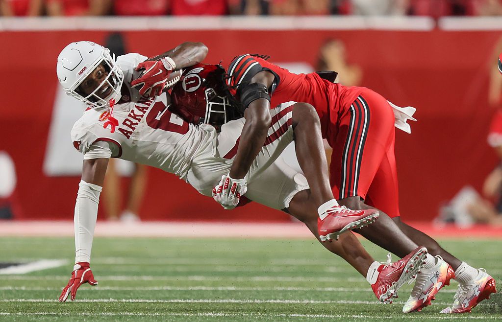 How the Public Is Betting #2 Georgia vs. Arkansas in College Football Week 3