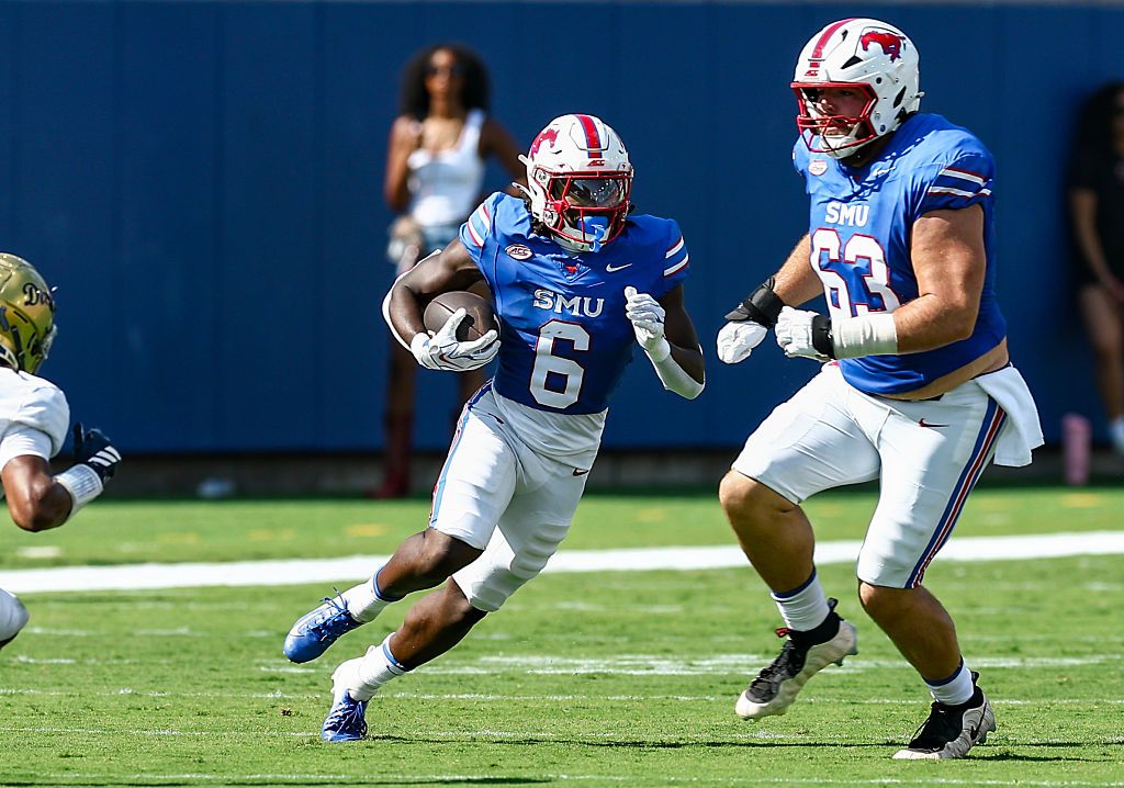 How the Public Is Betting #16 SMU vs. #23 Louisville in College Football Week 3
