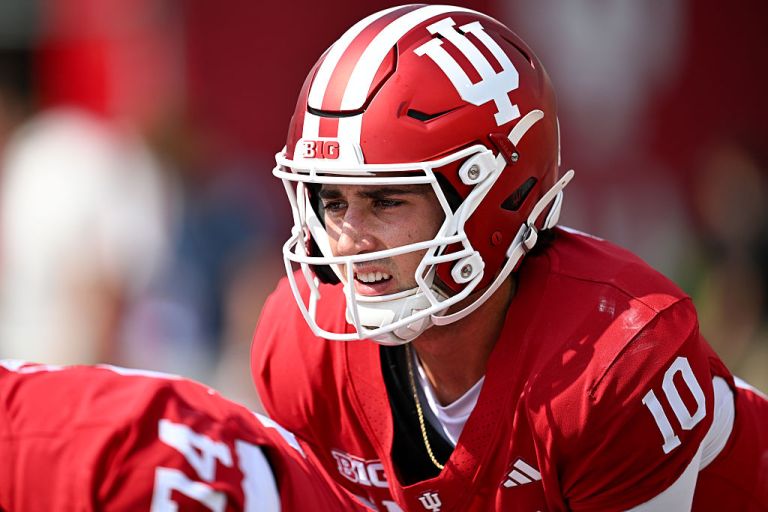Northwestern Wildcats vs. Indiana Hoosiers pick, prediction for College Football Week 4 on Friday 9/25/26
