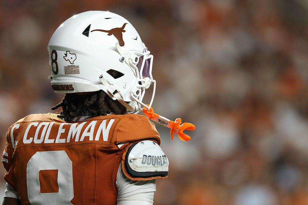 Best college football props for Tennessee Volunteers vs. Texas Longhorns on Saturday 9/26/26
