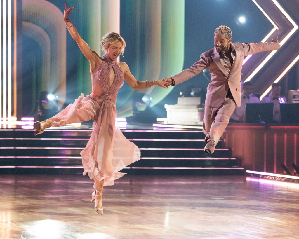 What Time Is Dancing With the Stars on Tonight? Season 35 Week 4 Preview
