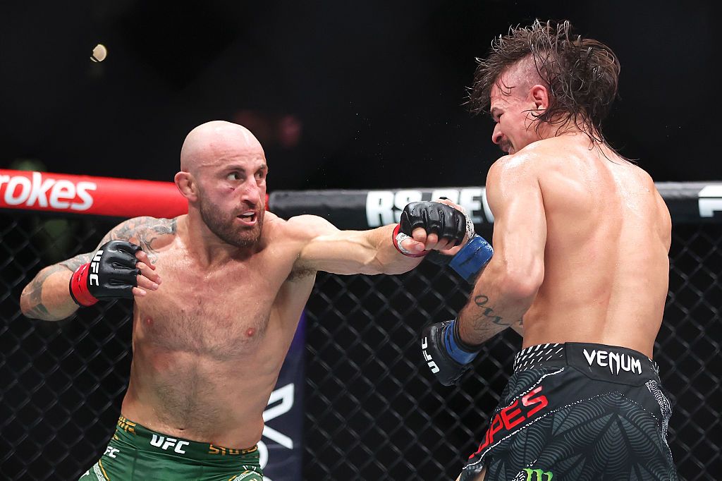 Best UFC fighter prop bets for UFC 333: Volkanovski vs. Evloev on Saturday 10/24/26