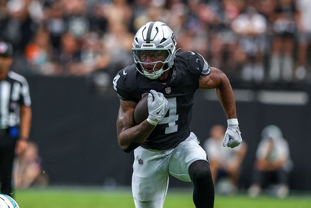 Is Mike Washington Jr. a must-start in Week 5 if Ashton Jeanty is injured?
