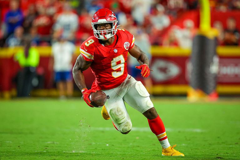 Kansas City Chiefs vs. Las Vegas Raiders prediction, pick for NFL Week 4 on Sunday 10/4/26