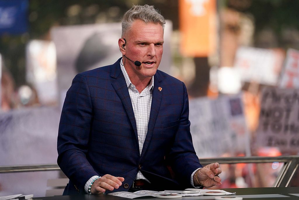 Where is College GameDay this week? Location, Guest Picker for College Football Week 9