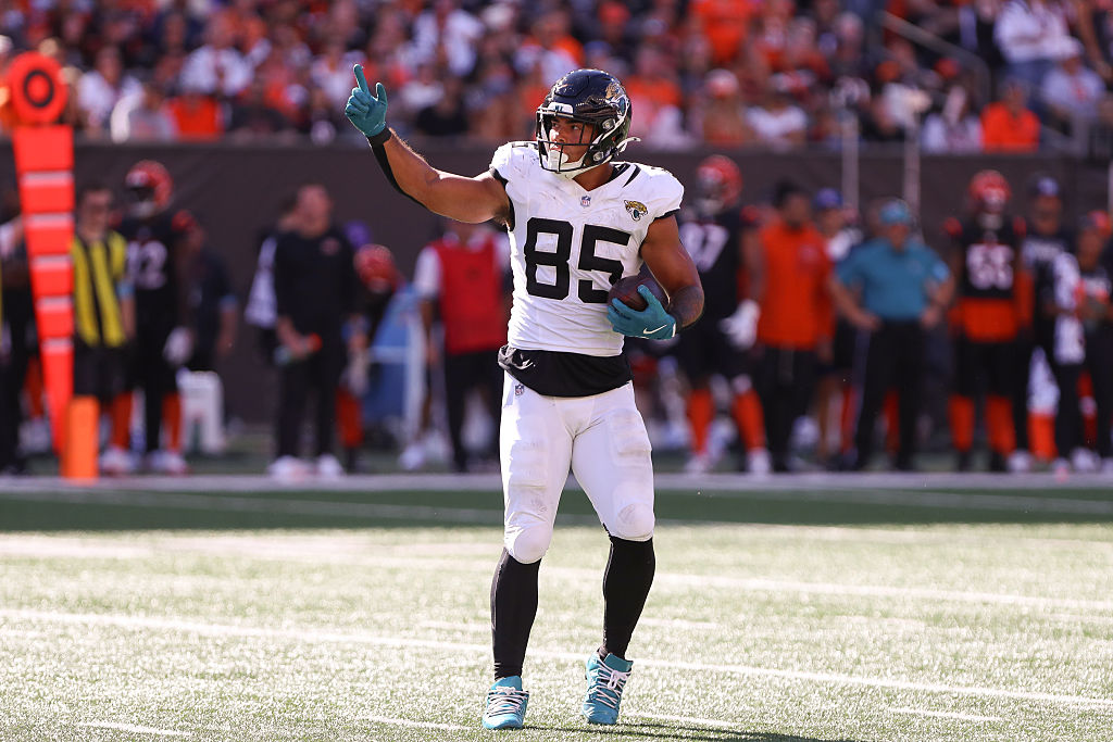 Is Brenton Strange a waiver pickup you can start in Week 8?
