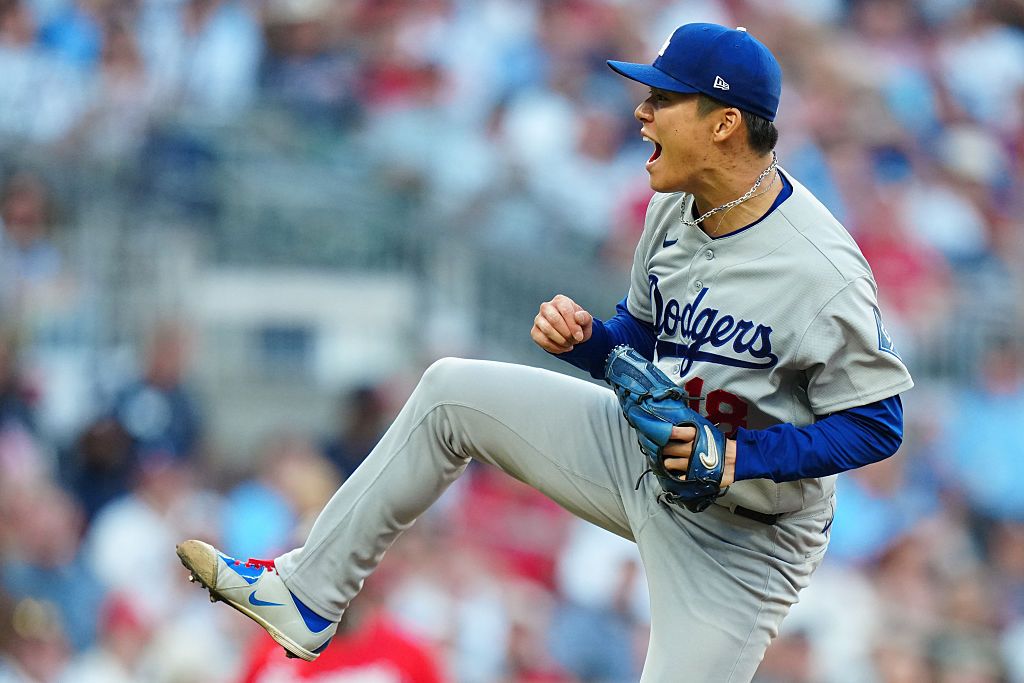 Los Angeles Dodgers at Milwaukee Brewers Game 2 prediction, pick for Monday 10/12/26
