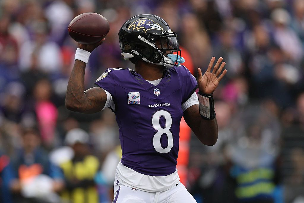 NFL DFS Stacks: Best DraftKings QB-WR Combinations for Week 8