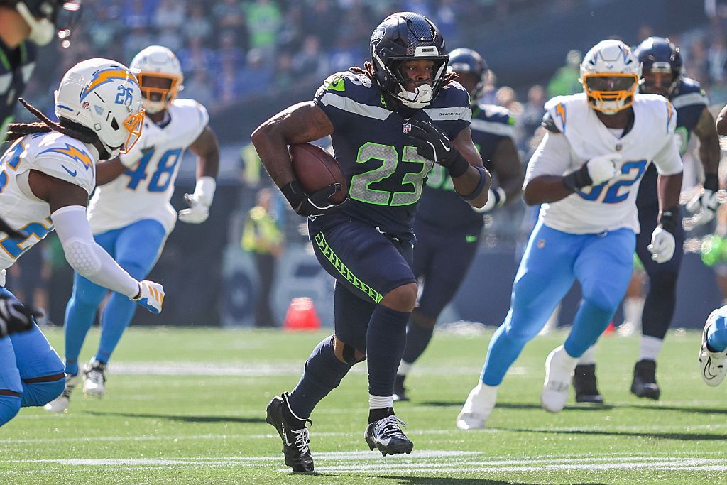 Is Emanuel Wilson a must-start in Week 5 with Zach Charbonnet nearing a return?