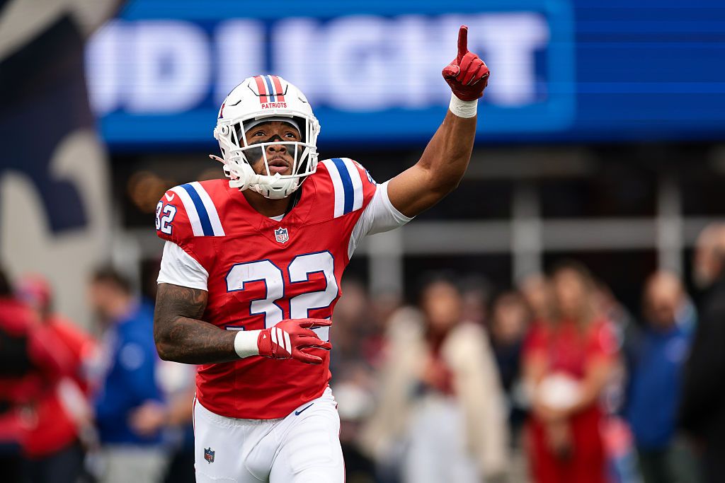 Will TreVeyon Henderson bets be refunded after injury during Patriots vs. Raiders NFL Week 5?
