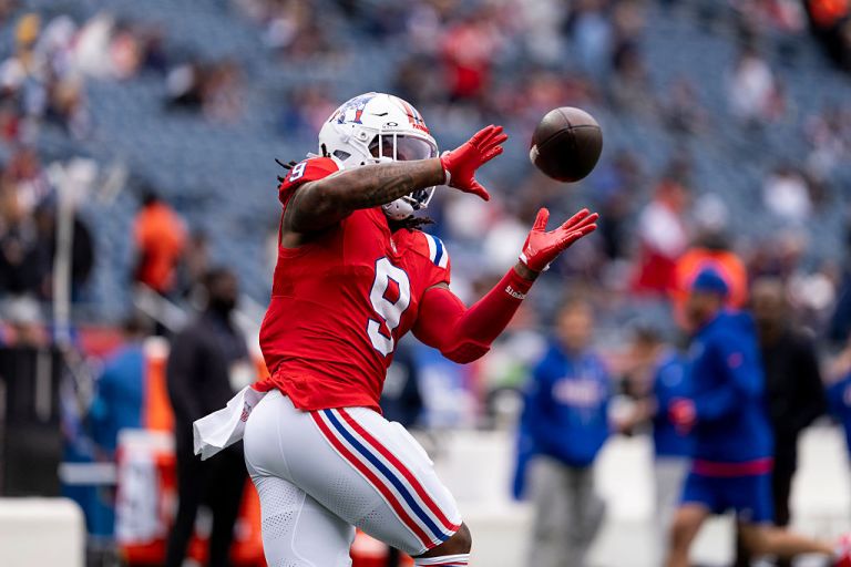 Is Corey Kiner a Week 6 waiver stash with TreVeyon Henderson injured?
