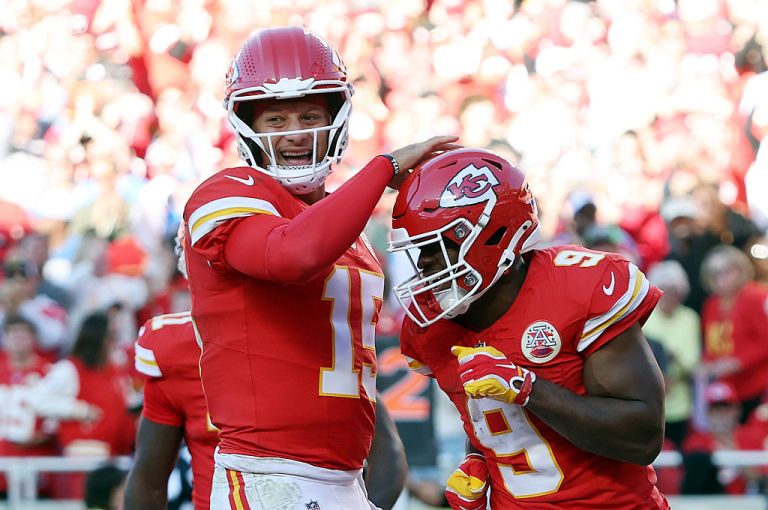 NFL Week 7 Pick’Em Picks and Predictions