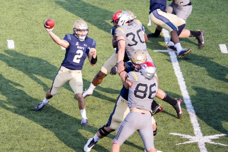 Air Force Falcons at Navy Midshipmen Prediction, Pick for Saturday 10/04/25