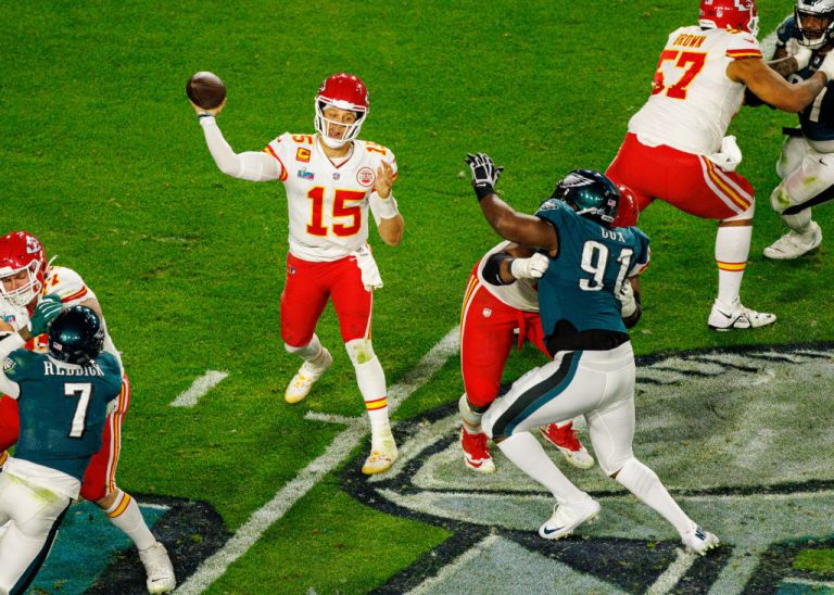How many teams have staged 4th quarter comebacks to win the Super Bowl?