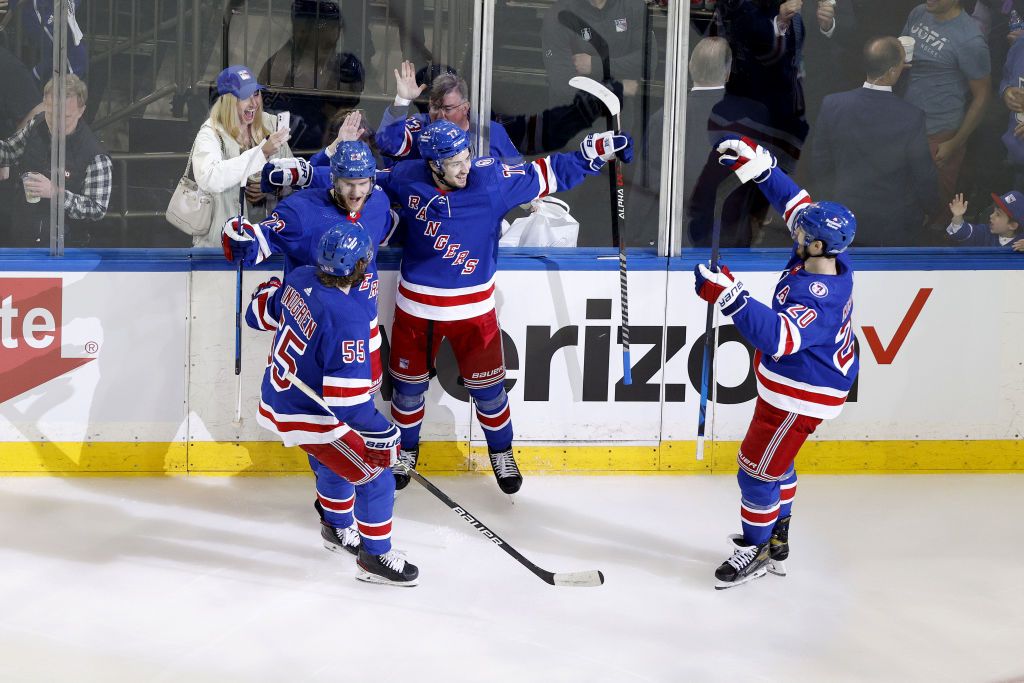 DraftKings NHL Pick6 Fantasy Hockey Picks: Top Plays and Projections for Wednesday 11/26/25