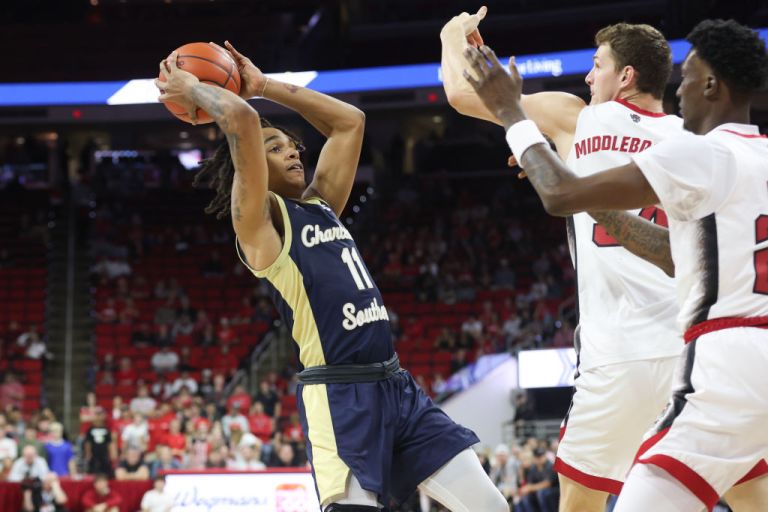 College Basketball Best Bets: Top Betting Picks in The CBB Board Betting Group for Friday 3/6/26