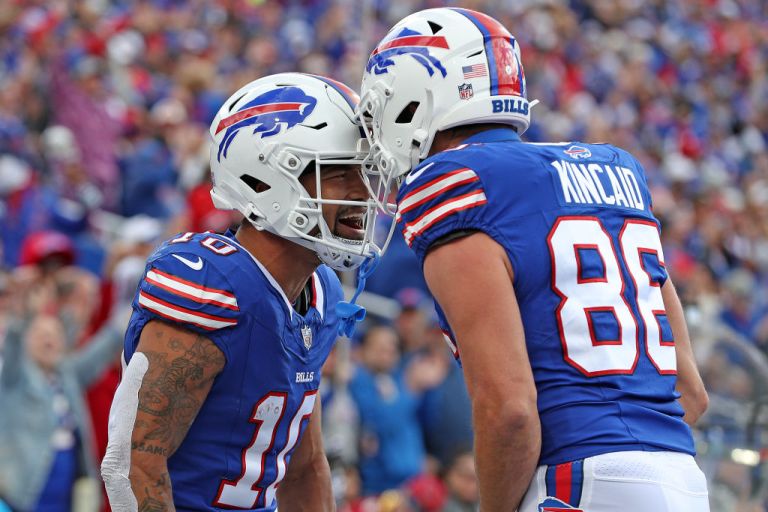 Fantasy Football Millionaire Picks: Top DraftKings NFL DFS Plays for Week 4 2025