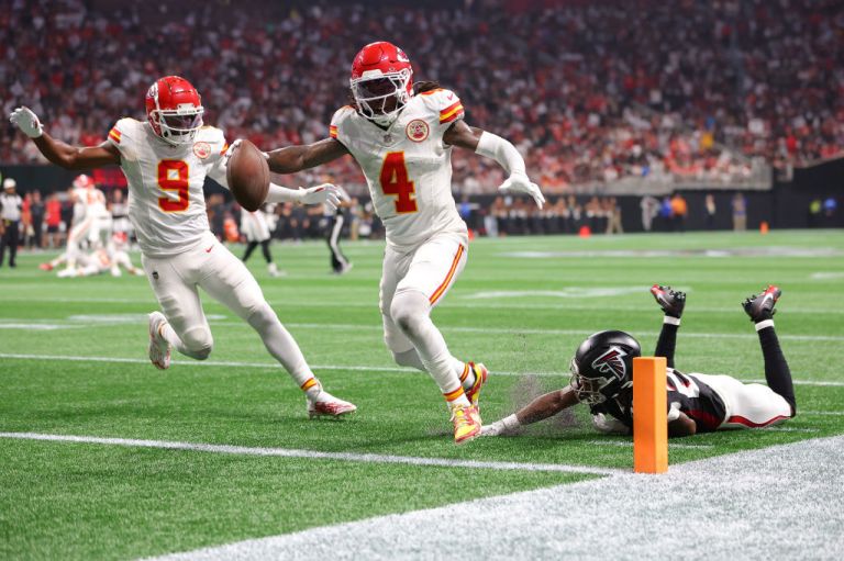 NFL Best Bets: Texans at Chiefs Best Prop Bets on Sunday Night Football 12/7/25